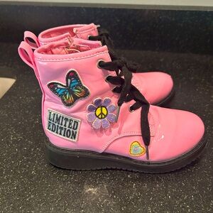 Steve Madden kids combat boot